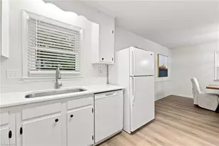 2210 Bracyridge Rd, Greensboro, NC 27407 - Photo 12