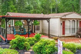 210 Blair Dr, Reidsville, NC 27320 - Photo 2