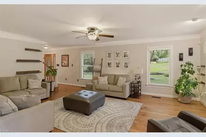 5009 Meadow Hill Court, Winston-Salem, NC 27106 - Photo 10