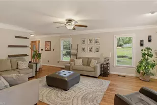 5009 Meadow Hill Ct, Winston-Salem, NC 27106 - Photo 10