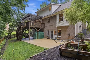 5009 Meadow Hill Ct, Winston-Salem, NC 27106 - Photo 10