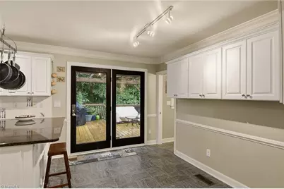 5009 Meadow Hill Court, Winston-Salem, NC 27106 - Photo 18