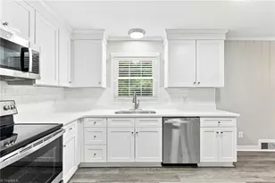 399 Wildwood Ln, Winston-Salem, NC 27107 - Photo 14