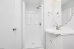 399 Wildwood Ln, Winston-Salem, NC 27107 - Photo 24
