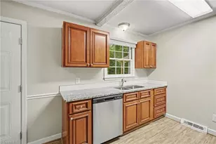 5210 Ashlyn Dr, Winston-Salem, NC 27106 - Photo 8