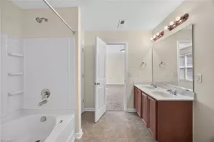 4047 Parkside Meadow Ct, Winston-Salem, NC 27127 - Photo 22