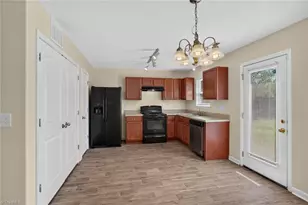 4047 Parkside Meadow Ct, Winston-Salem, NC 27127 - Photo 10