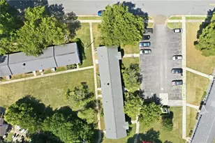 1300 Warwick Dr, Burlington, NC 27215 - Photo 4