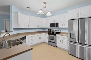 200 Lennox Dr, Jamestown, NC 27282 - Photo 16
