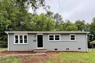 1332 Calvert Dr, Winston-Salem, NC 27107 - Photo 1