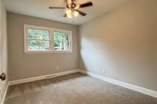 1332 Calvert Dr, Winston-Salem, NC 27107 - Photo 8
