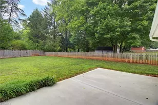 6051 Summer Trace Ln, Winston-Salem, NC 27105 - Photo 24