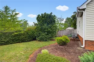 6051 Summer Trace Ln, Winston-Salem, NC 27105 - Photo 30