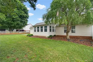 6051 Summer Trace Ln, Winston-Salem, NC 27105 - Photo 28