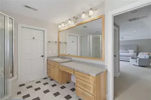 4 Willow Oak Ct, Greensboro, NC 27408 - Photo 26