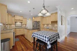 4 Willow Oak Ct, Greensboro, NC 27408 - Photo 12