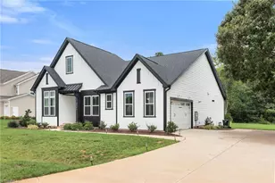 6721 Honeycutt Reserve Dr, Oak Ridge, NC 27310 - Photo 2