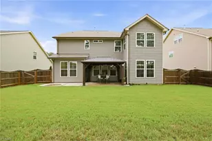 859 Royal Oak Ln, Mebane, NC 27302 - Photo 2