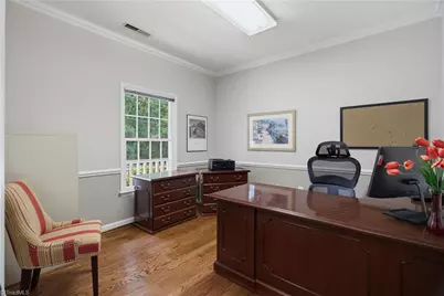 701 W Main Street, Jamestown, NC 27282 - Photo 14