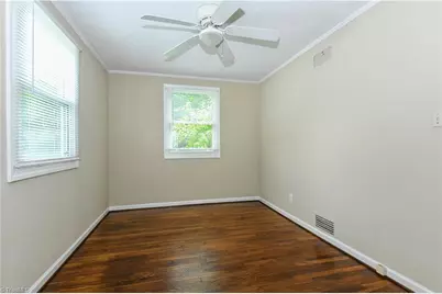 514 Overlook Street, Greensboro, NC 27403 - Photo 12
