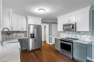 4103 Oak Hollow Dr, High Point, NC 27265 - Photo 12