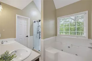992 Lake Forest Ct, Eden, NC 27288 - Photo 22