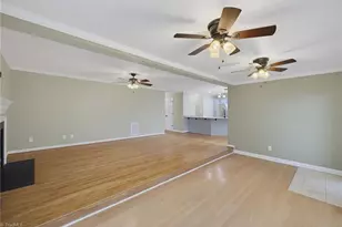 992 Lake Forest Ct, Eden, NC 27288 - Photo 18