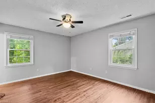 2004 Cottage Pl, Greensboro, NC 27455 - Photo 18