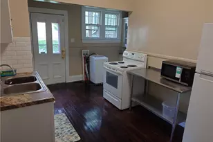301 Spring St, Winston-Salem, NC 27101 - Photo 2