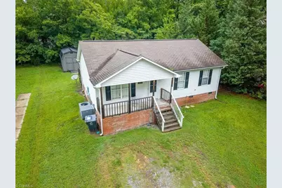 4313 Maybrook Drive, Greensboro, NC 27405 - Photo 2