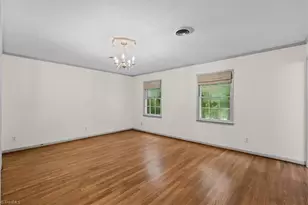903 Fairgreen Rd, Greensboro, NC 27410 - Photo 32