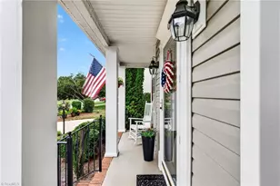 3674 Oak Chase Dr, High Point, NC 27265 - Photo 4