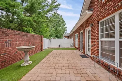 2071 Salisbury Square, Winston-Salem, NC 27127 - Photo 40