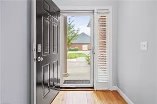 2071 Salisbury Square, Winston-Salem, NC 27127 - Photo 2