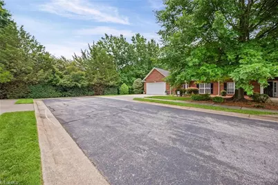2071 Salisbury Square, Winston-Salem, NC 27127 - Photo 42