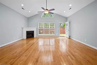 2071 Salisbury Square, Winston-Salem, NC 27127 - Photo 6