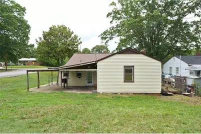 500 Clover Drive, High Point, NC 27262 - Photo 36