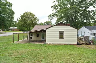 500 Clover Dr, High Point, NC 27262 - Photo 36