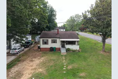 500 Clover Drive, High Point, NC 27262 - Photo 2