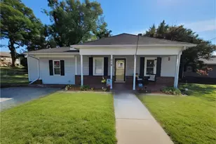 319 Hay St, Mount Airy, NC 27030 - Photo 1