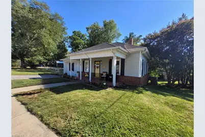 319 Hay Street, Mount Airy, NC 27030 - Photo 4