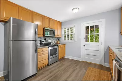 317 Crafton Street, Winston-Salem, NC 27103 - Photo 8