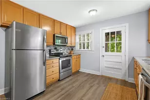 317 Crafton St, Winston-Salem, NC 27103 - Photo 8