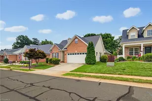 5917 Kenville Green Cir, Kernersville, NC 27284 - Photo 2