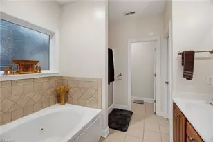 5917 Kenville Green Cir, Kernersville, NC 27284 - Photo 18