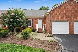 307 Oleander Dr, Eden, NC 27288 - Photo 2