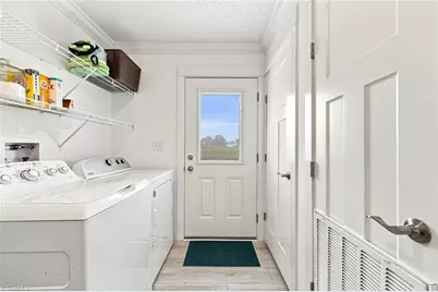 1046 Herberts Drive, Yadkinville, NC 27055 - Photo 12