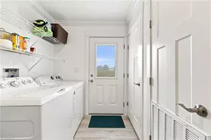 1046 Herberts Dr, Yadkinville, NC 27055 - Photo 12