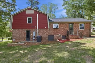 2404 Dulaire Rd, Greensboro, NC 27407 - Photo 26