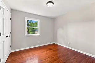 2404 Dulaire Rd, Greensboro, NC 27407 - Photo 12